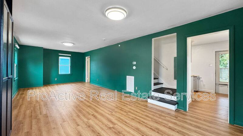 House for rent at 607 Lee St, Hampton, VA 23669