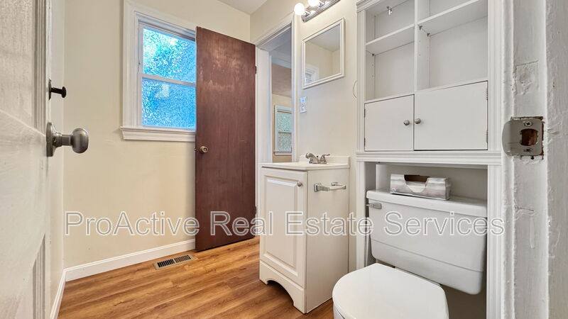 House for rent at 607 Lee St, Hampton, VA 23669