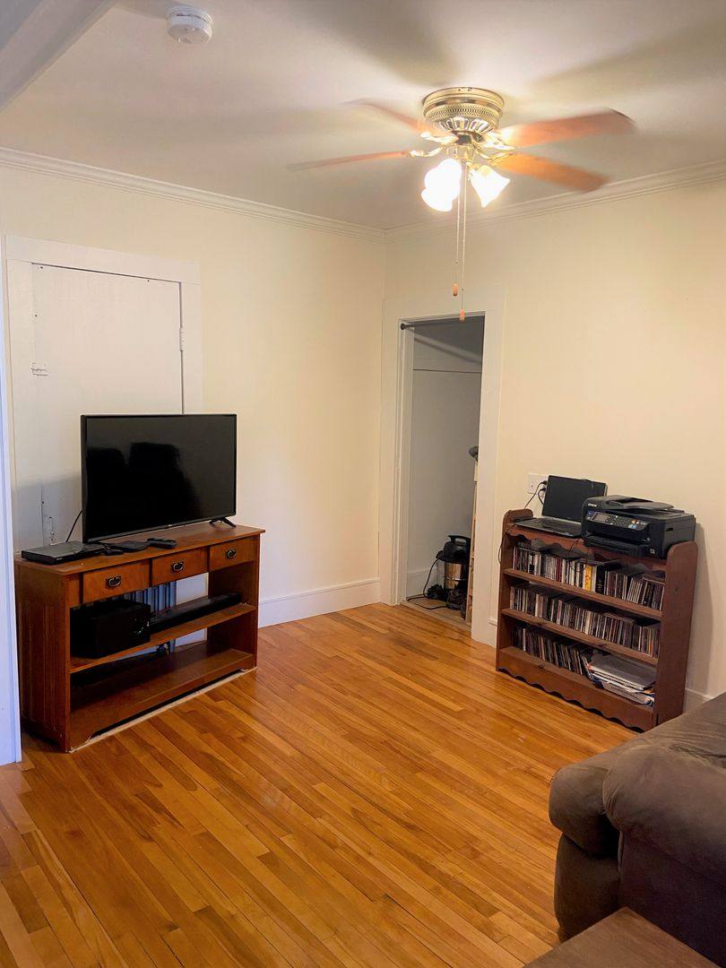 Apartment for rent at 1 Franklin St, Leominster, MA 01453