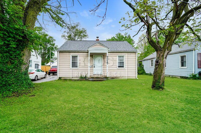 House for rent at 2317 Parkwood Ave, Columbus, OH 43211