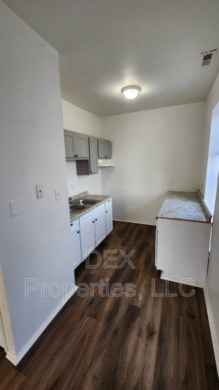 Apartment for rent at 5096 Minerva Ave #C, Saint Louis, MO 63113