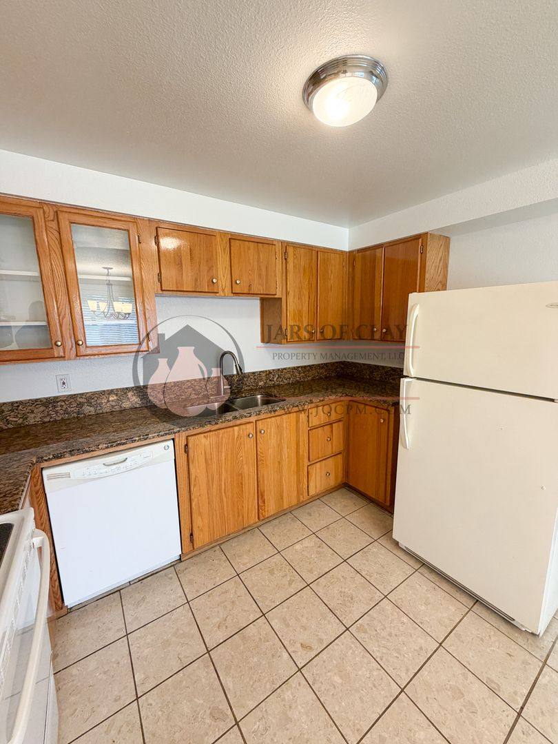 House for rent at 3370 Beacon Court NE, Salem, OR 97301