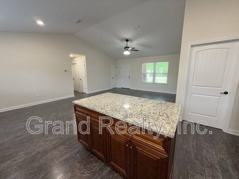 House for rent at 4025 Brittany Lane, Milton, FL 32571
