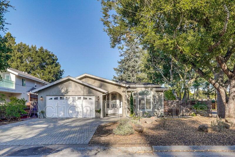 House for rent at 261 Langton Ave, Los Altos, CA 94022