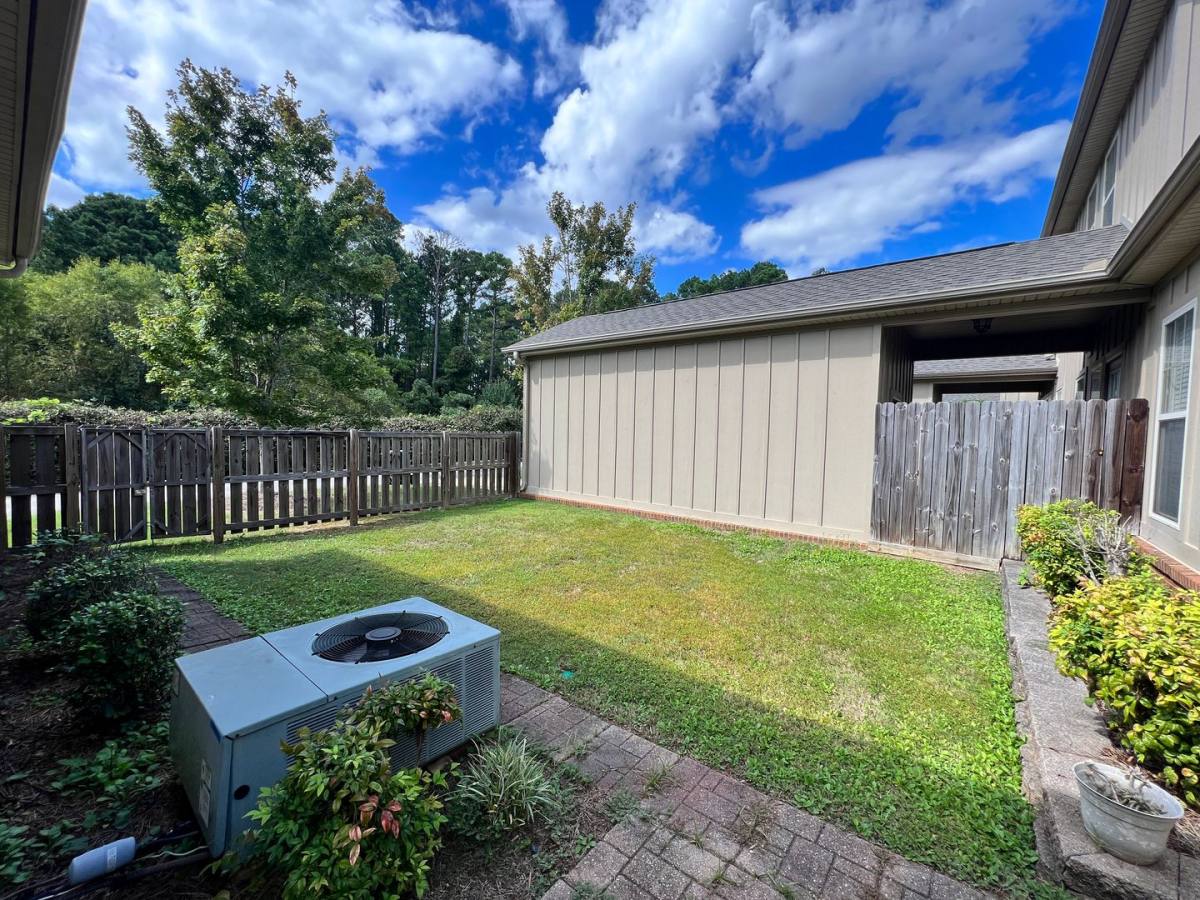Townhouse for rent at 1630 Academy Dr, Auburn, AL 36830