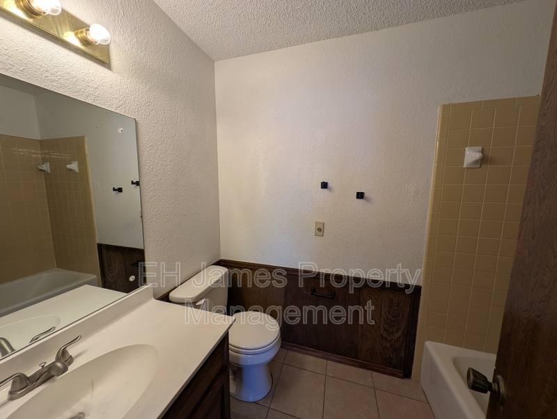 House for rent at 9902 E 22nd Place, Tulsa, OK 74129