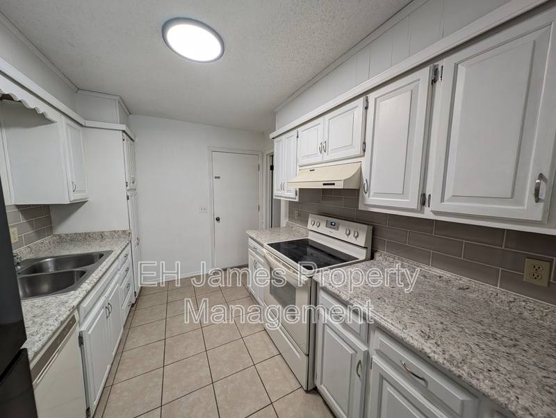 House for rent at 9902 E 22nd Place, Tulsa, OK 74129