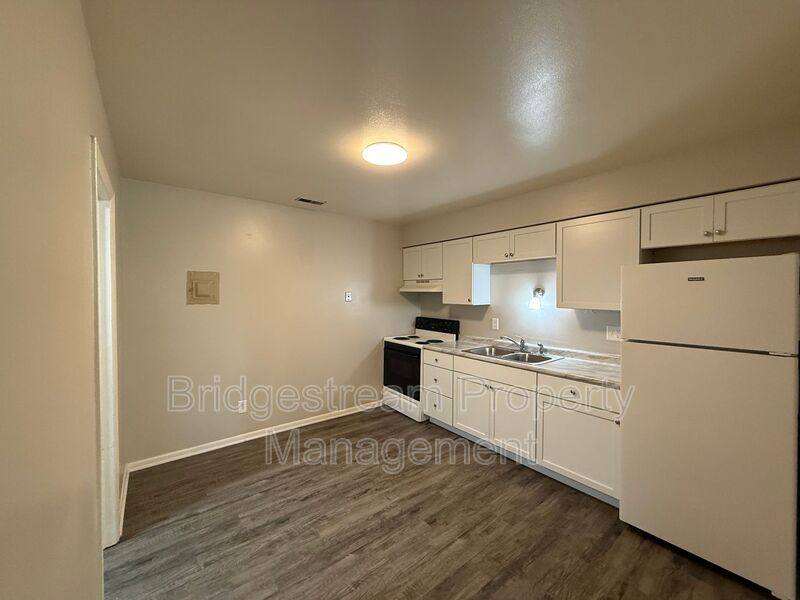 Apartment for rent at 7835 N Main St #8, Dayton, OH 45415