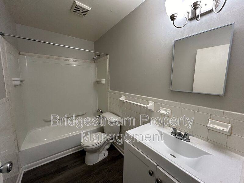 Apartment for rent at 7835 N Main St #8, Dayton, OH 45415