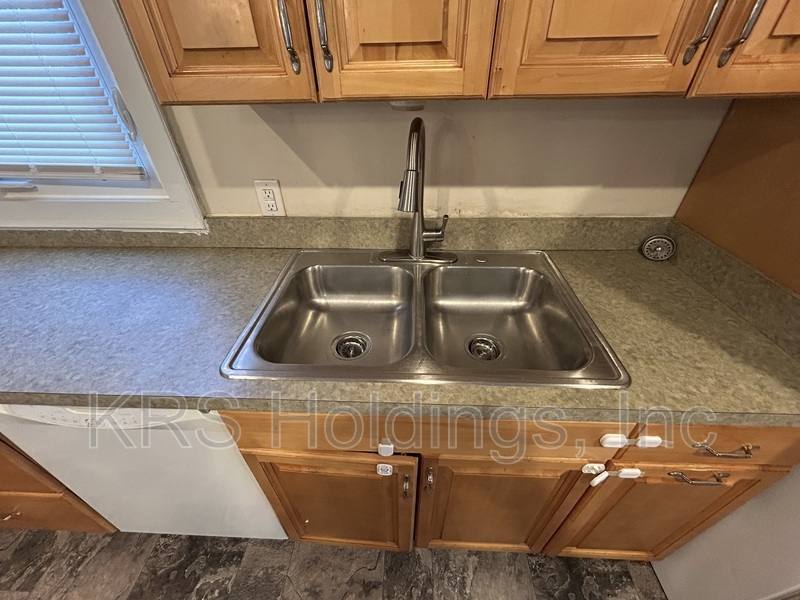 House for rent at 409 E Lorengo Ave, Norfolk, VA 23503