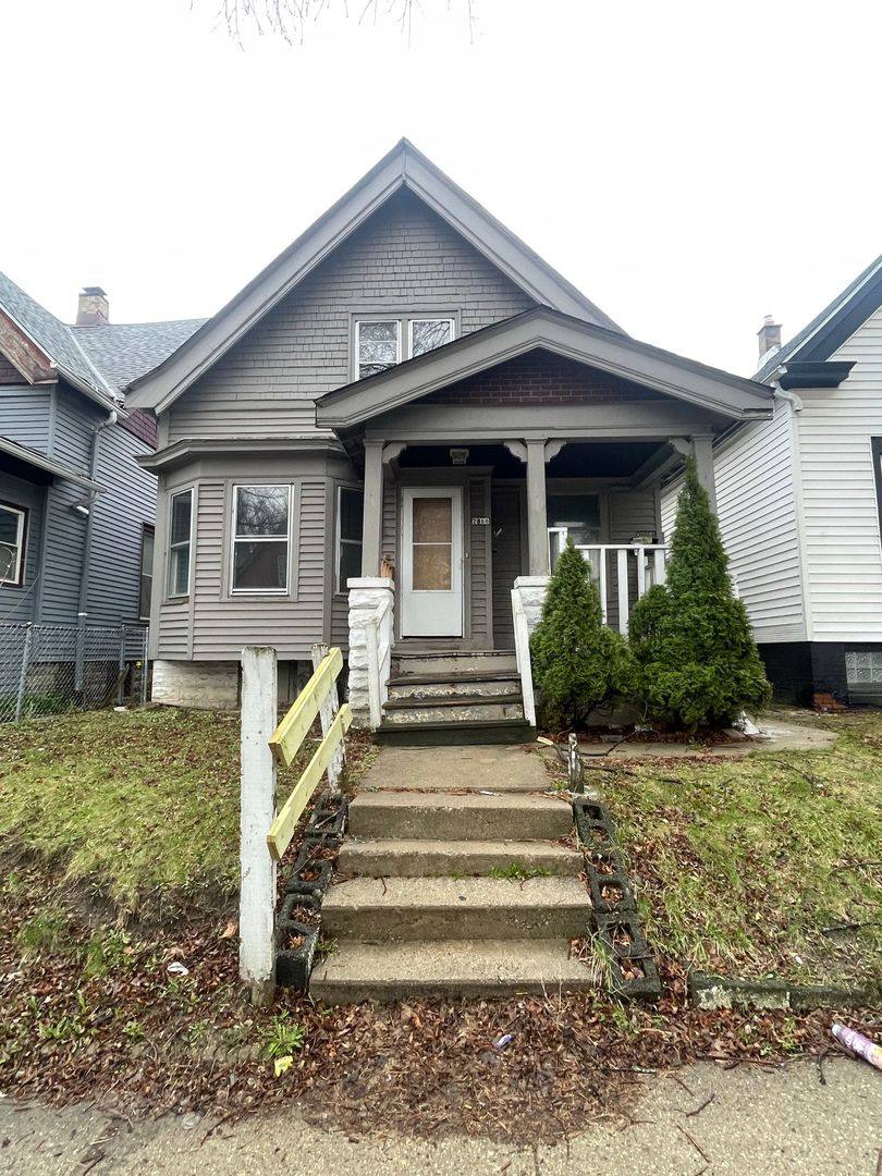 Apartment for rent at 2866-2866A N 34th St, Milwaukee, WI 53210