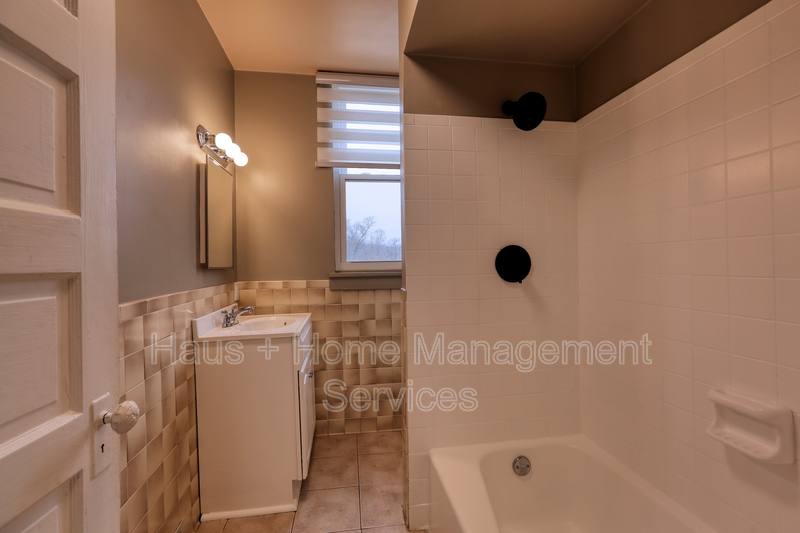 Apartment for rent at 403 Wall Ave #2, Wilmerding, PA 15148