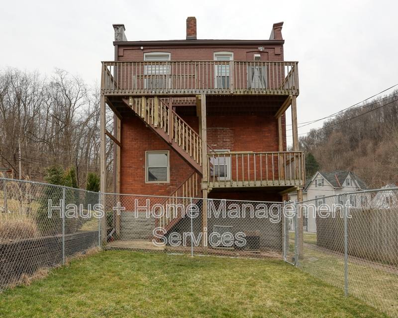 Apartment for rent at 403 Wall Ave #2, Wilmerding, PA 15148