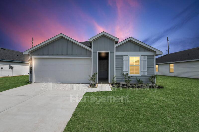 House for rent at 2007 Woodlark Way, Sealy, TX 77474
