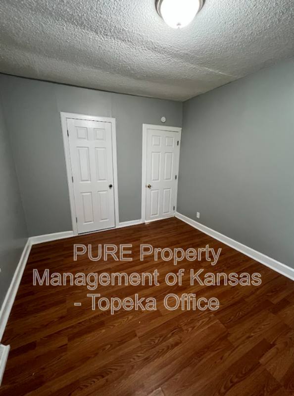 House for rent at 1021 SW Woodward Ave, Topeka, KS 66604