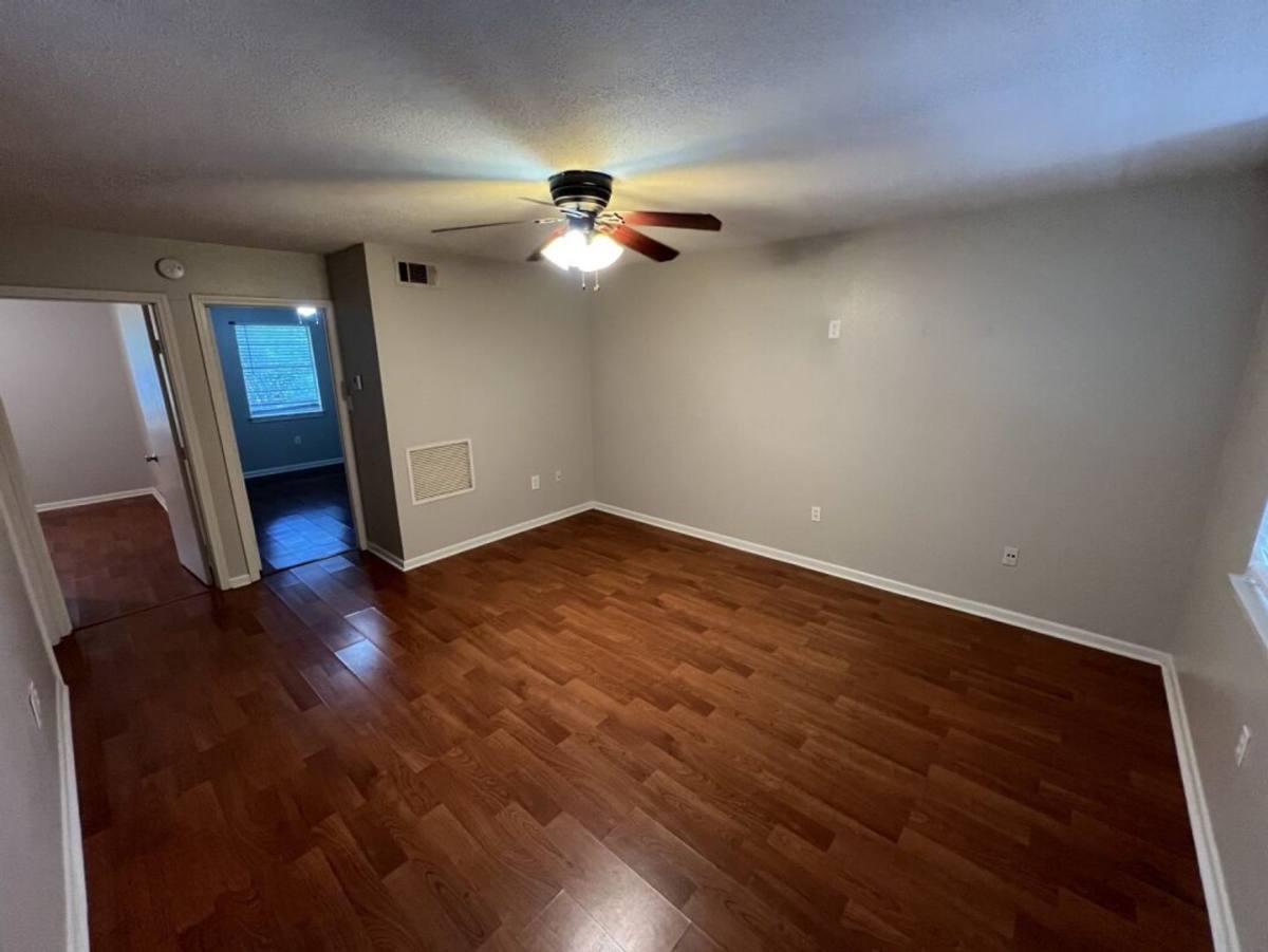 Apartment for rent at 4114 Florida St, Zachary, LA 70791