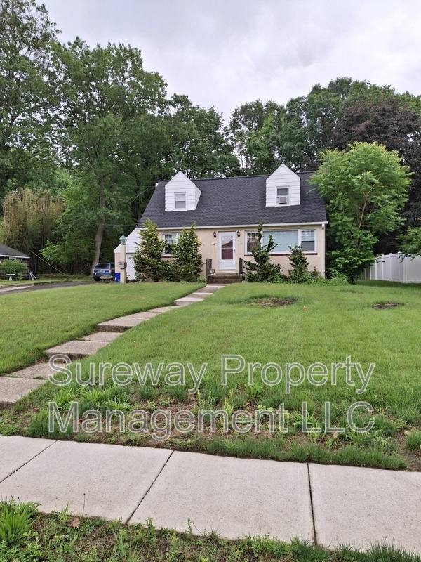 Apartment for rent at 2008 Maple Ave #B, Haddon Heights, NJ 08035