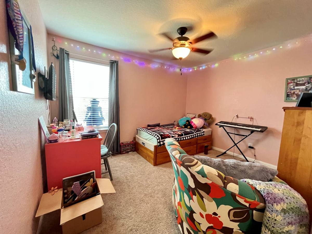 Condo for rent at 12227 Stratsburg, San Antonio, TX 78252