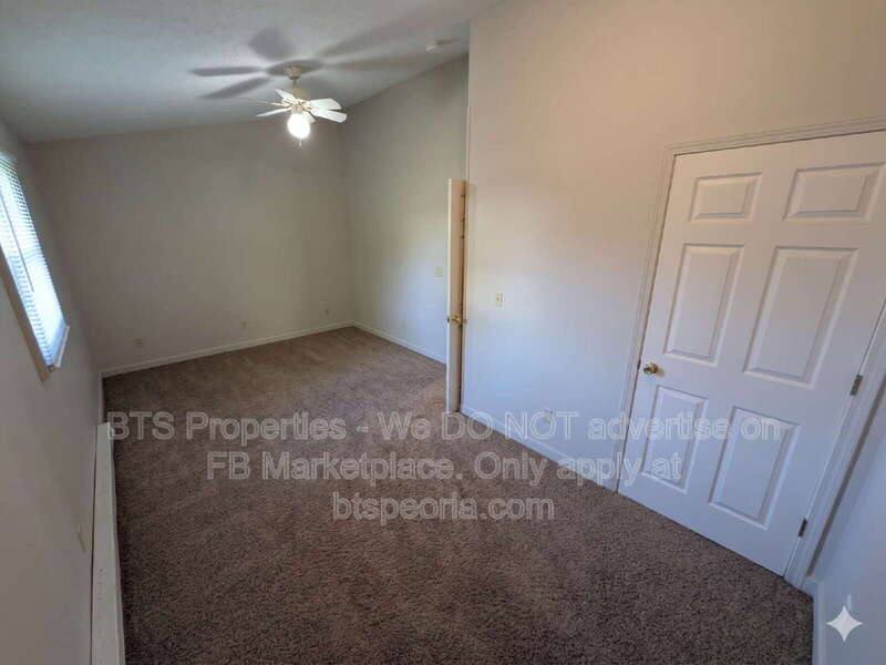 Apartment for rent at 5917 W Plank Rd #6, Peoria, IL 61604