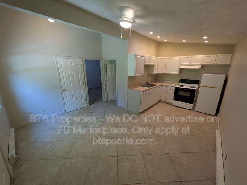 Apartment for rent at 5917 W Plank Rd #6, Peoria, IL 61604