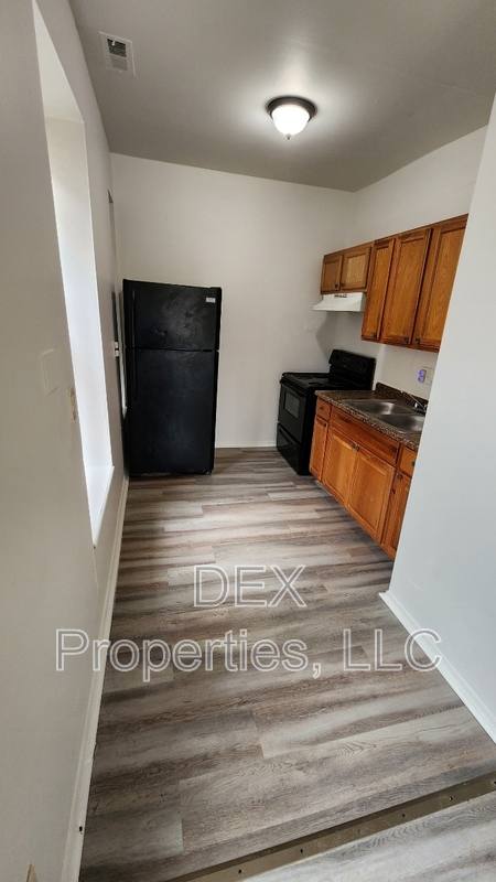 Apartment for rent at 1320 Academy Ave #A, Saint Louis, MO 63113