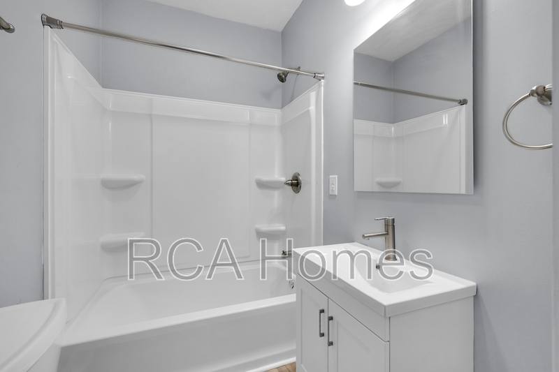 House for rent at 1113 N Oxford St, Indianapolis, IN 46201