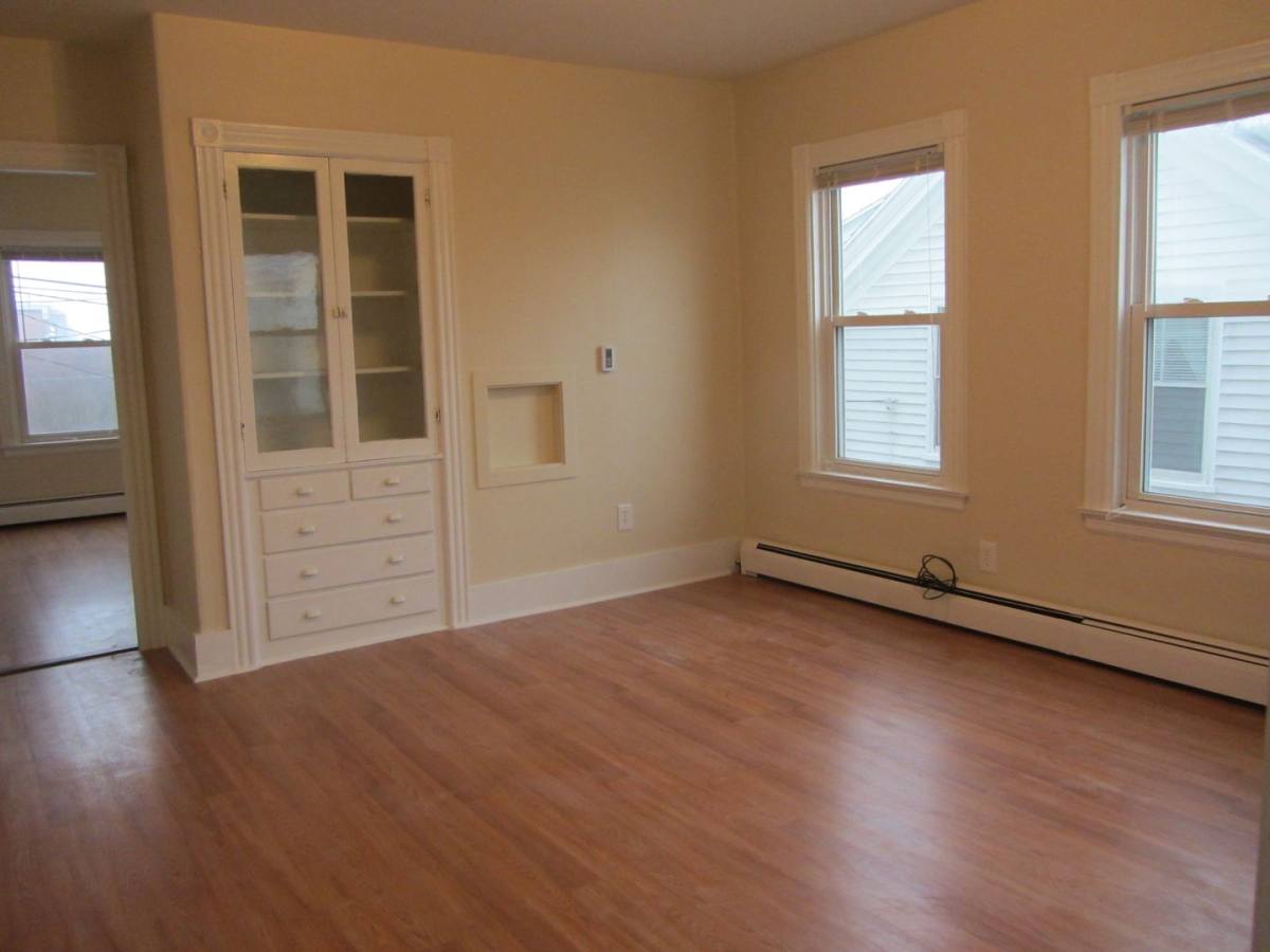 Apartment for rent at 44 Jefferson St, Biddeford, ME 04005