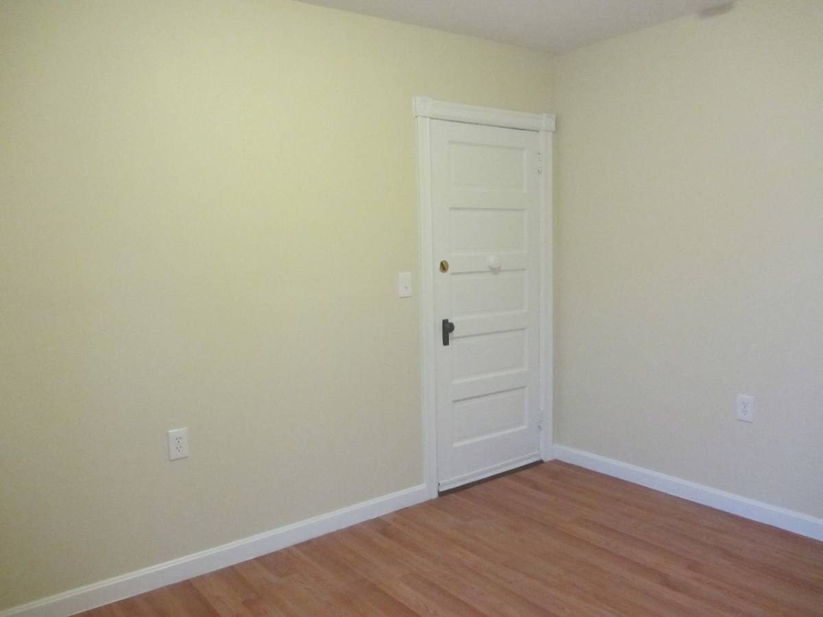 Apartment for rent at 44 Jefferson St, Biddeford, ME 04005