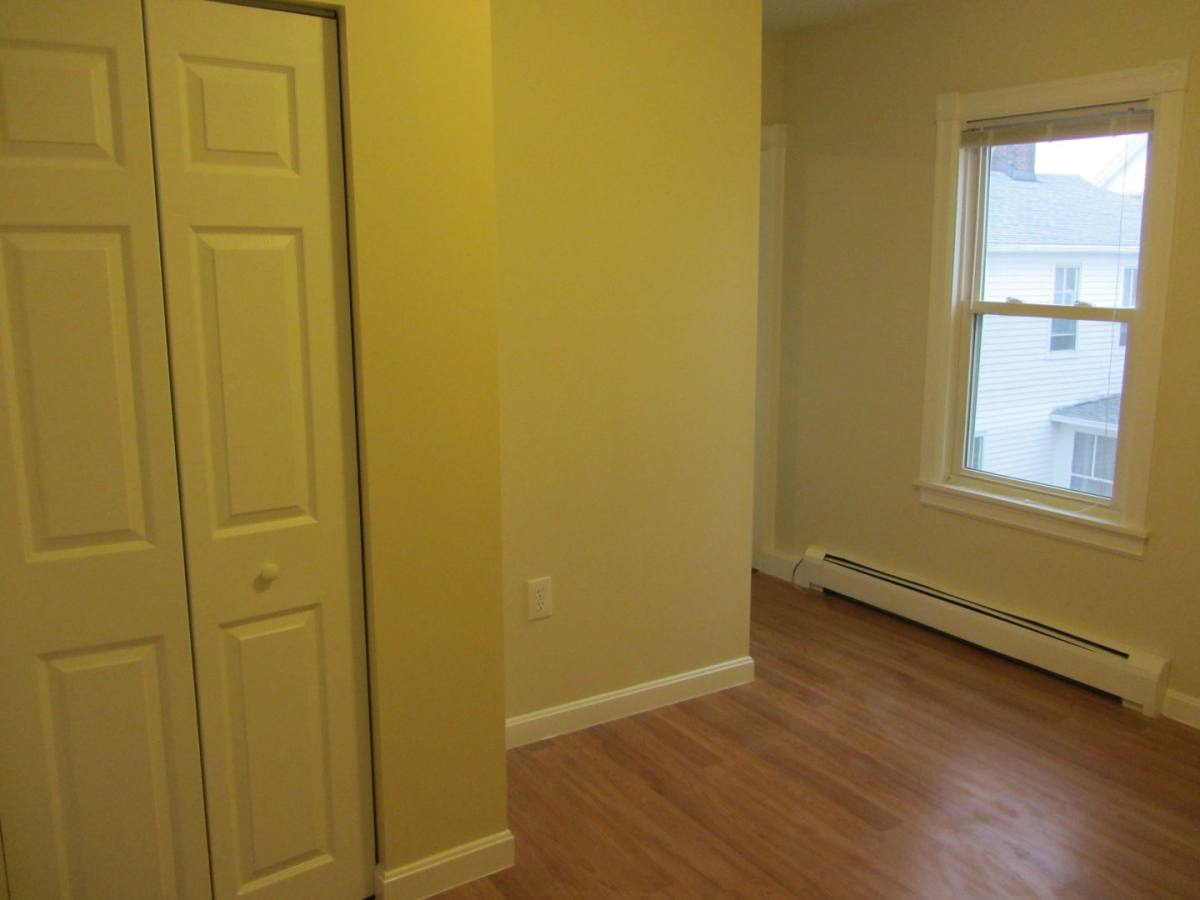 Apartment for rent at 44 Jefferson St, Biddeford, ME 04005