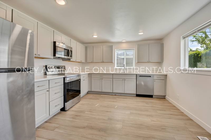 Apartment for rent at 1537 S 450 E, Orem, UT 84058