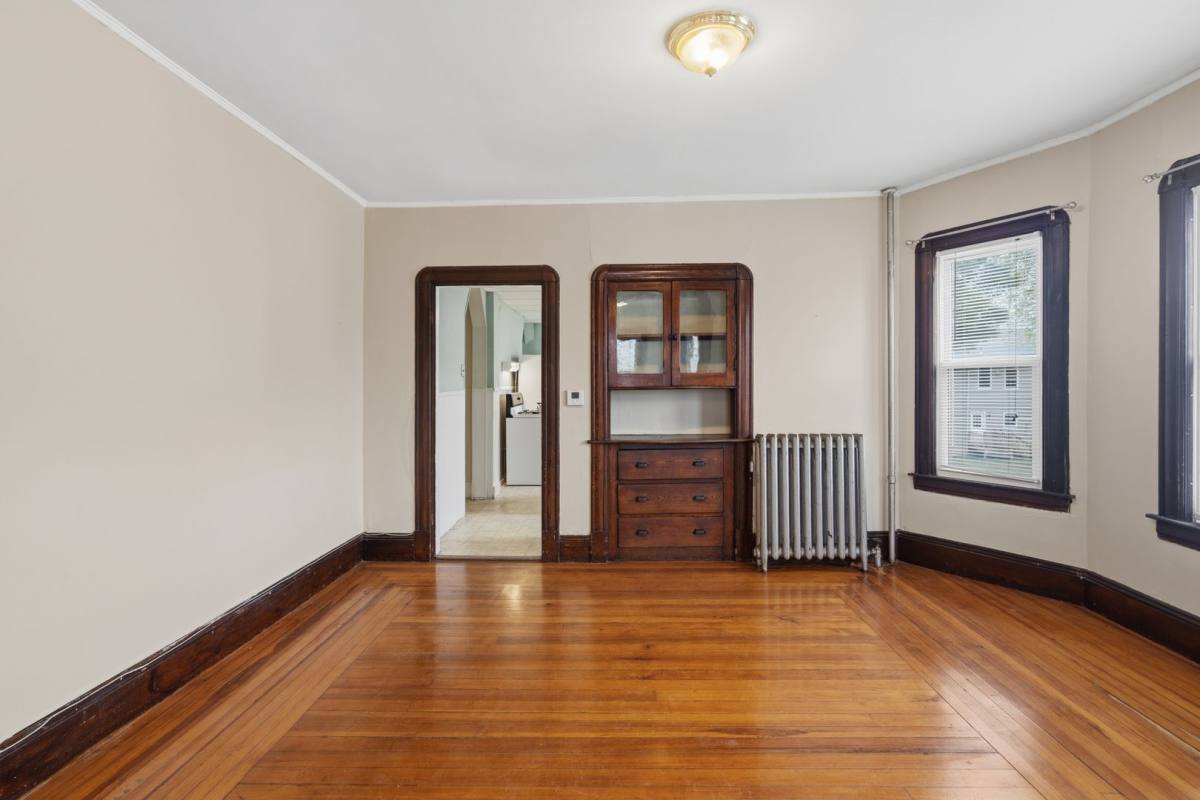 Apartment for rent at 43 Elmdale St, West Springfield, MA 01089