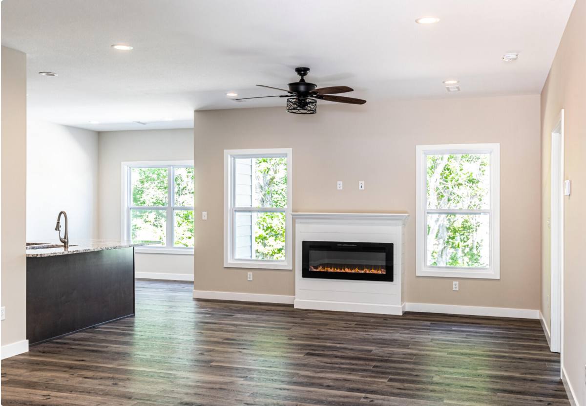 Townhouse for rent at 1201 Stonehaven Dr, Boonville, MO 65233
