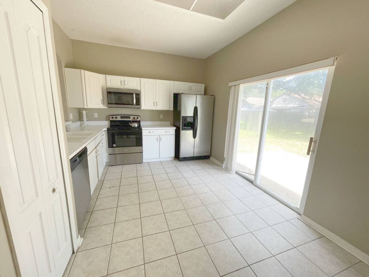 House for rent at 12751 Woodbury Oaks Dr, Orlando, FL 32828