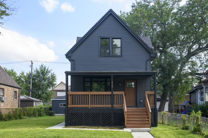 House for rent at 429 W 102nd Place, Chicago, IL 60628