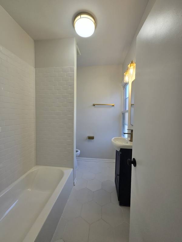 House for rent at 429 W 102nd Place, Chicago, IL 60628