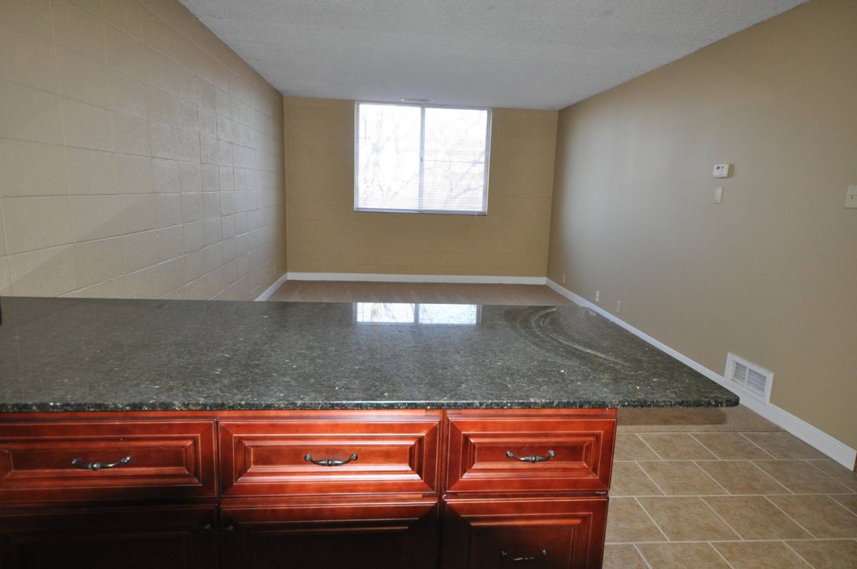 Apartment for rent at 601 So 18th St, Lincoln, NE 68508