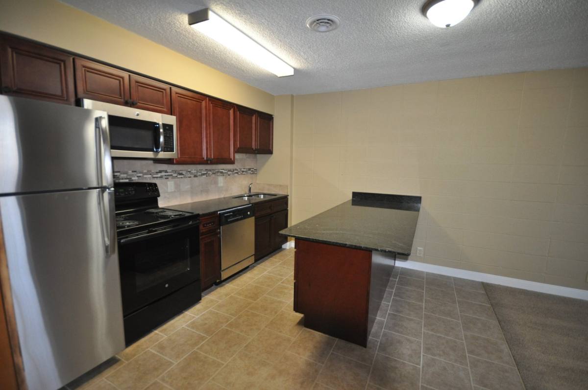 Apartment for rent at 601 So 18th St, Lincoln, NE 68508