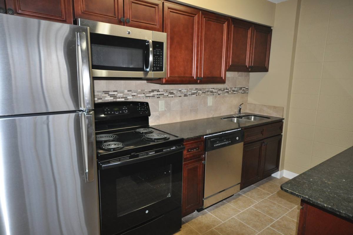 Apartment for rent at 601 So 18th St, Lincoln, NE 68508