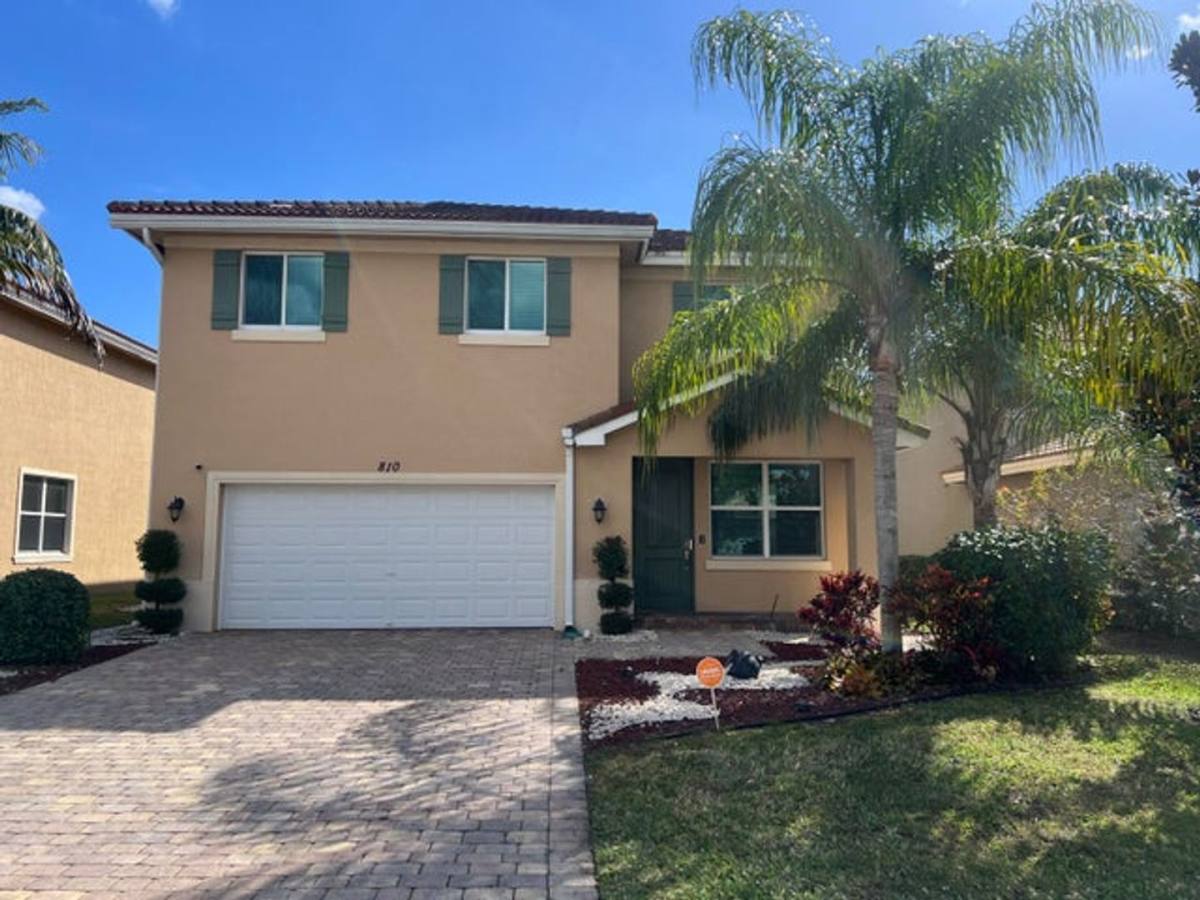 House for rent at 810 Palm Tree Lane, West Palm Beach, FL 33415