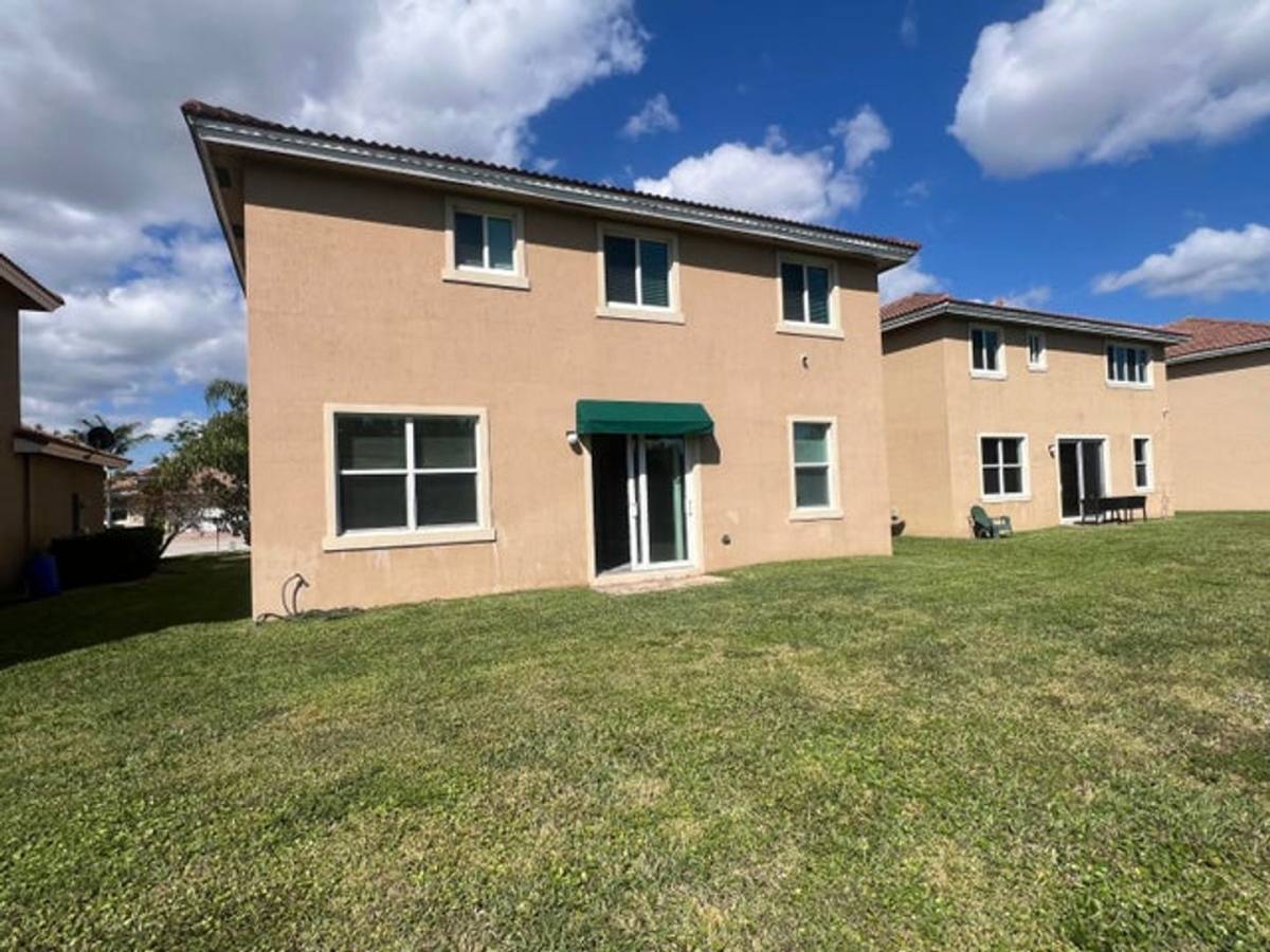 House for rent at 810 Palm Tree Lane, West Palm Beach, FL 33415