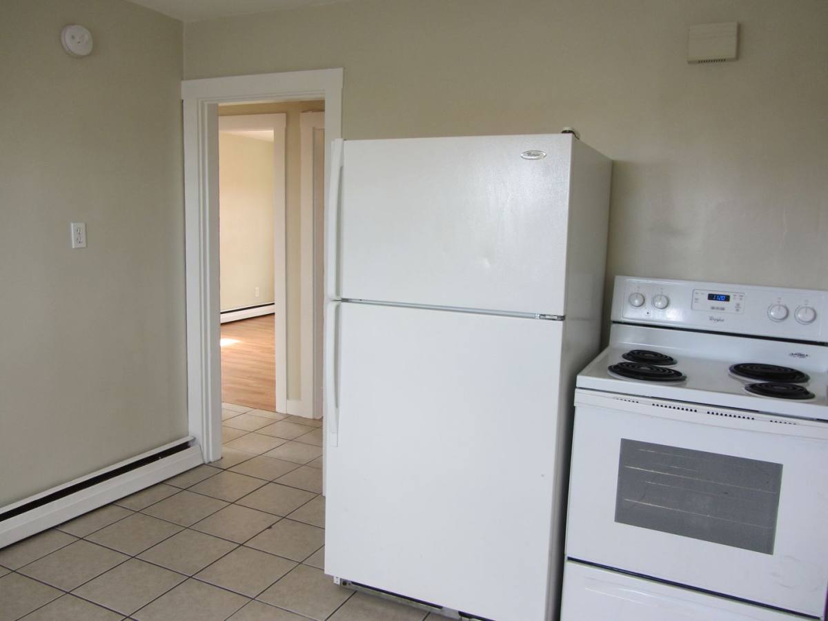 Apartment for rent at 13 Bacon St, Biddeford, ME 04005