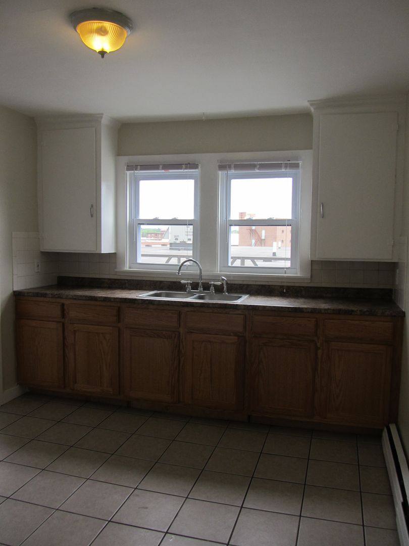 Apartment for rent at 13 Bacon St, Biddeford, ME 04005