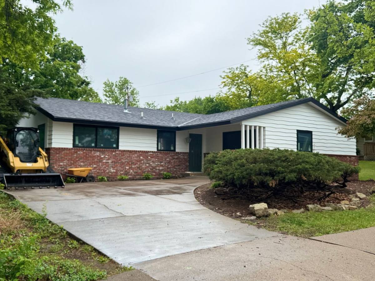 House for rent at 3033 Dickens Ave, Manhattan, KS 66503