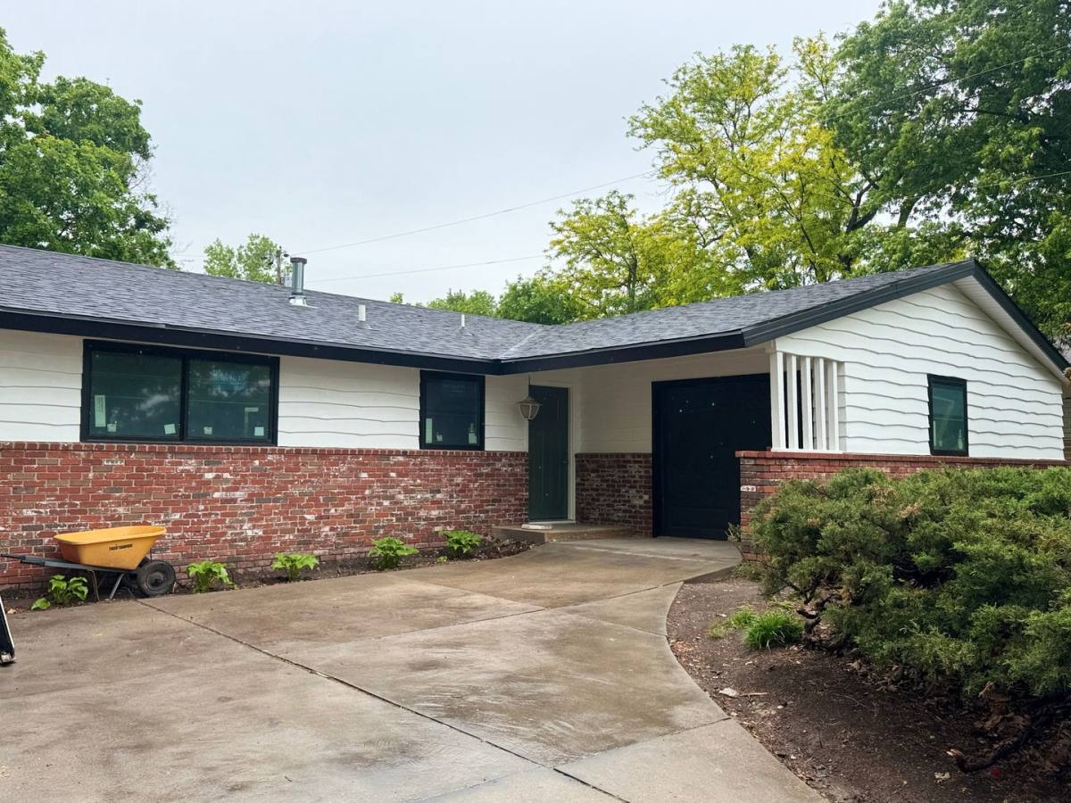 House for rent at 3033 Dickens Ave, Manhattan, KS 66503
