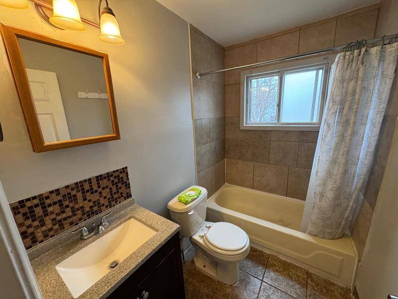 House for rent at 8693 Paige Ave, Warren, MI 48089