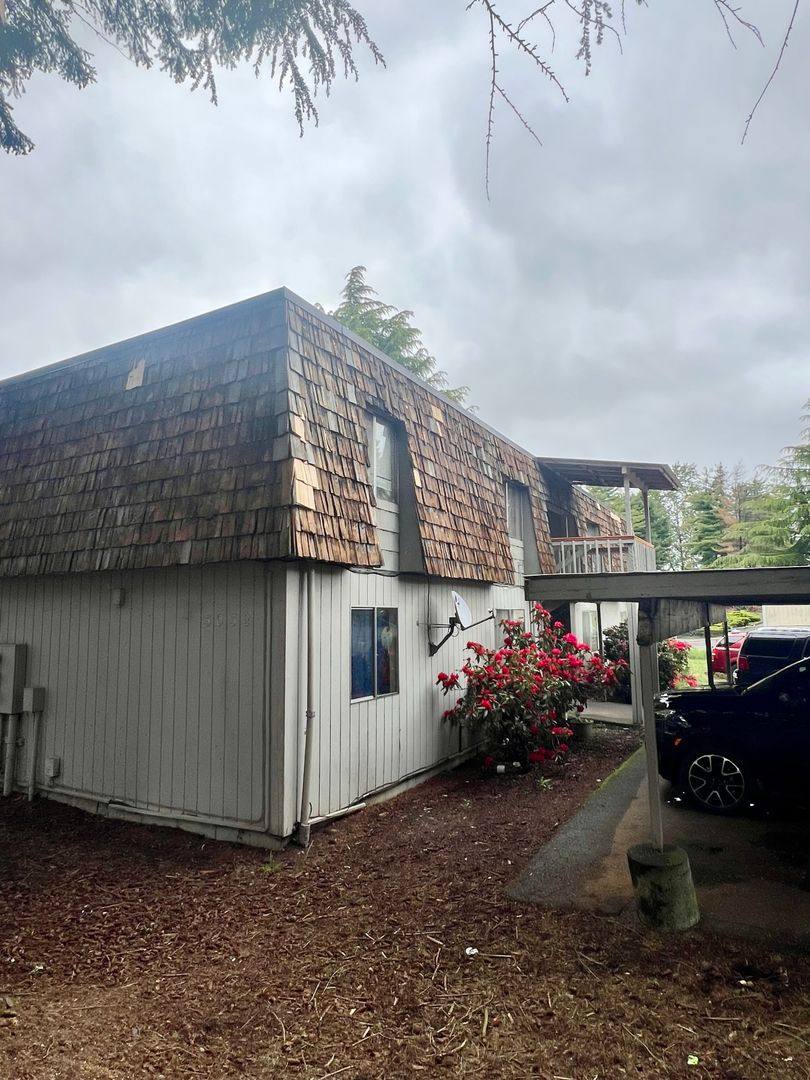 Apartment for rent at 5032 S 58th St, Tacoma, WA 98409
