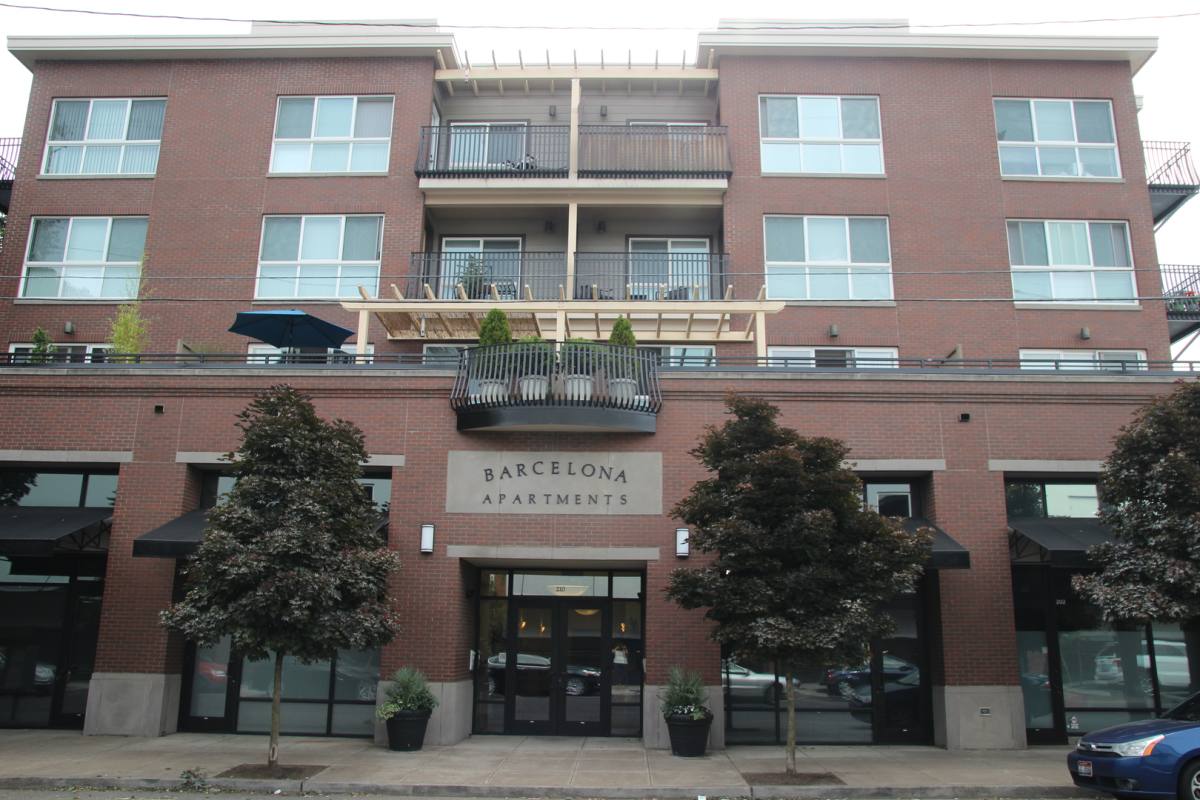 Apartment for rent at 210 NW 20th Ave, Portland, OR 97209