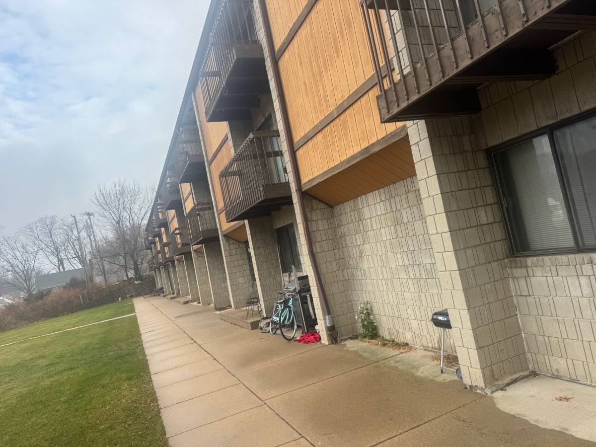 Apartment for rent at 3333 S Clement Ave, Milwaukee, WI 53207