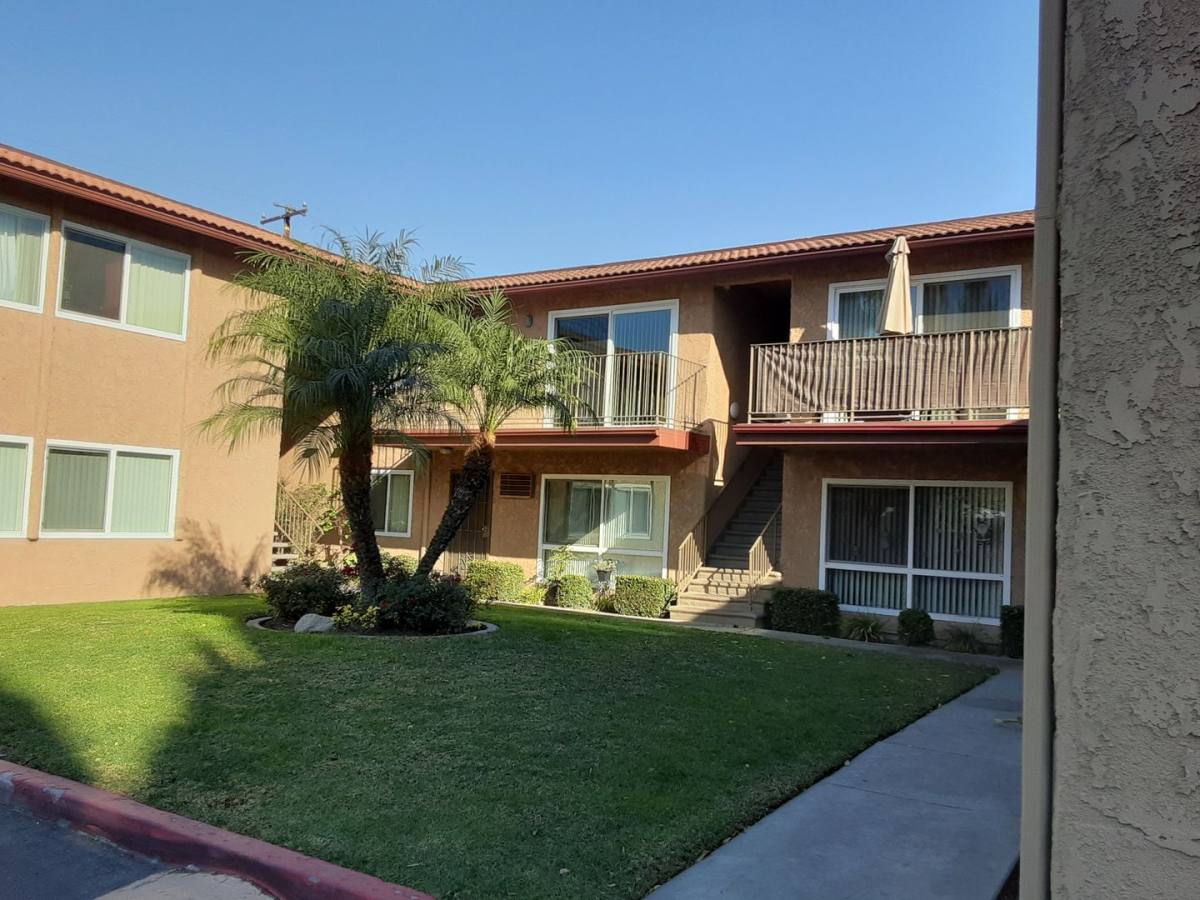Apartment for rent at 8322 Whitaker St, Buena Park, CA 90621