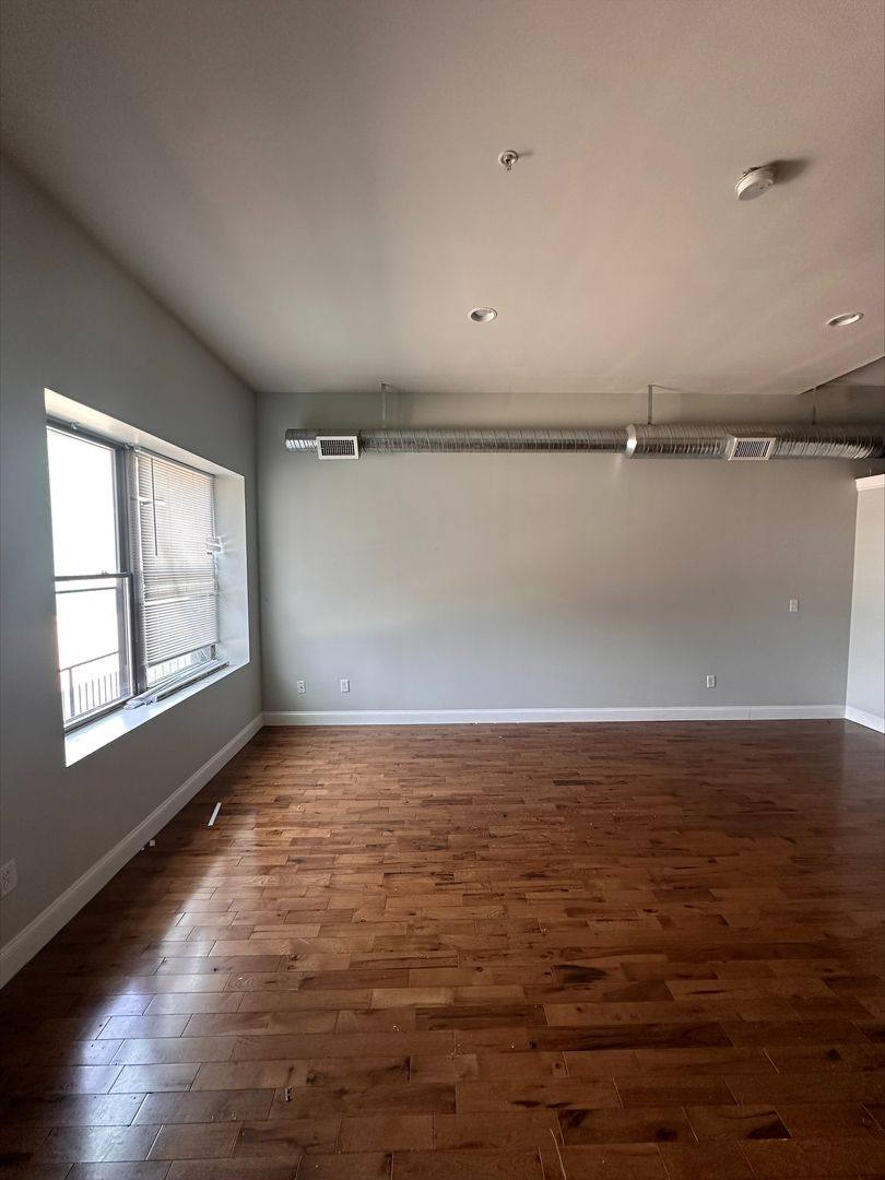 Apartment for rent at 26 Portland St, Worcester, MA 01608